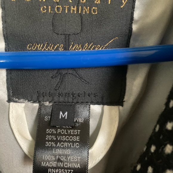 Adorable Polka Dot work blazer - Picture 3 of 4